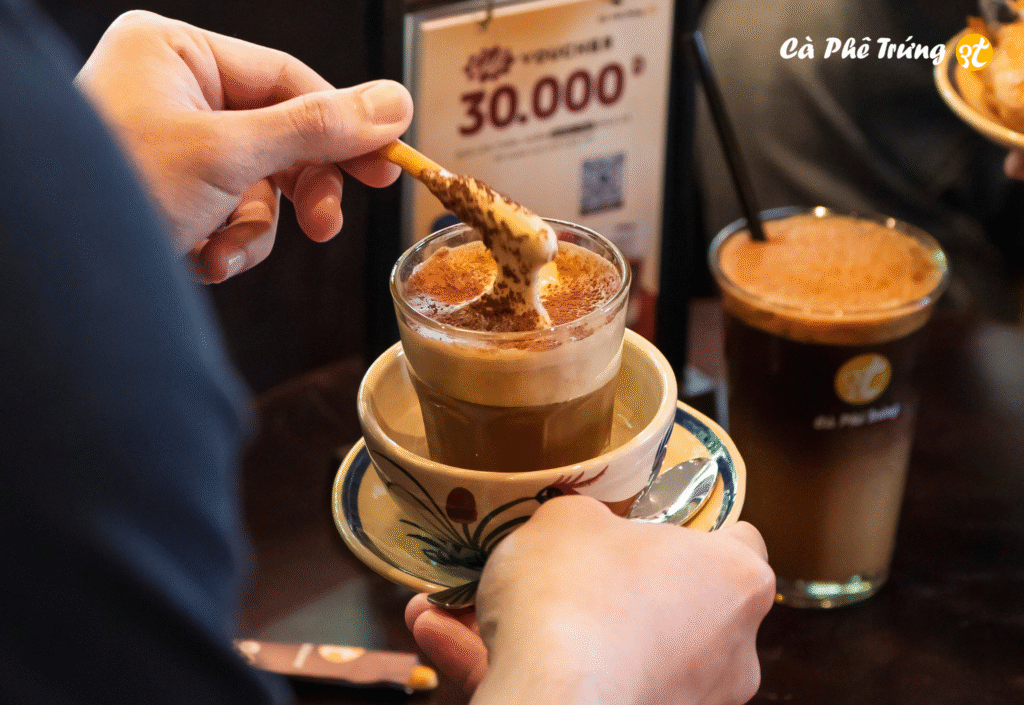 Thưởng thức cà phê trứng ít ngọt tại 3T – đúng vị, đúng cách