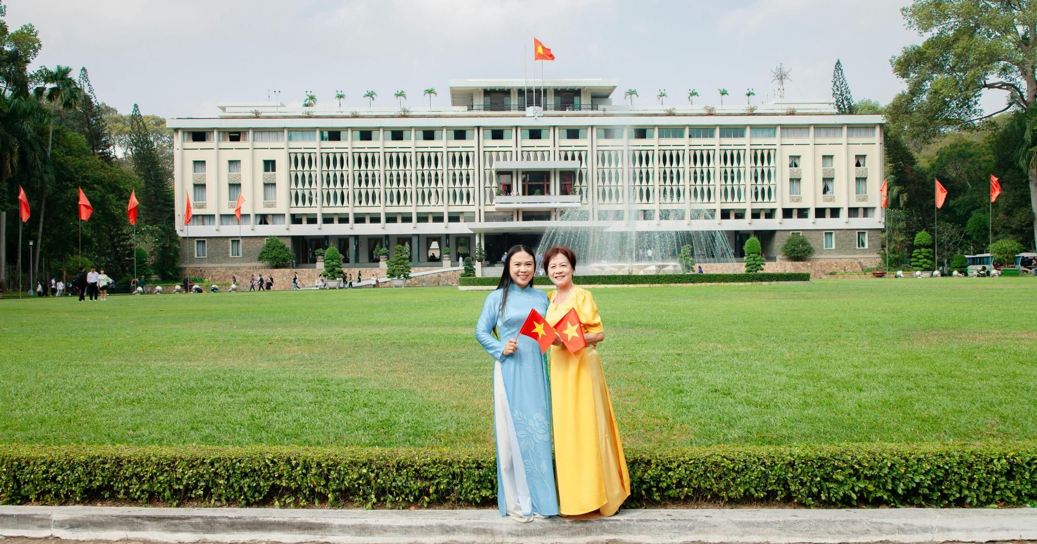 Điểm hẹn Tết Việt giữa lòng phố thị – Check-in không gian xưa, tìm về hương vị tuổi thơ